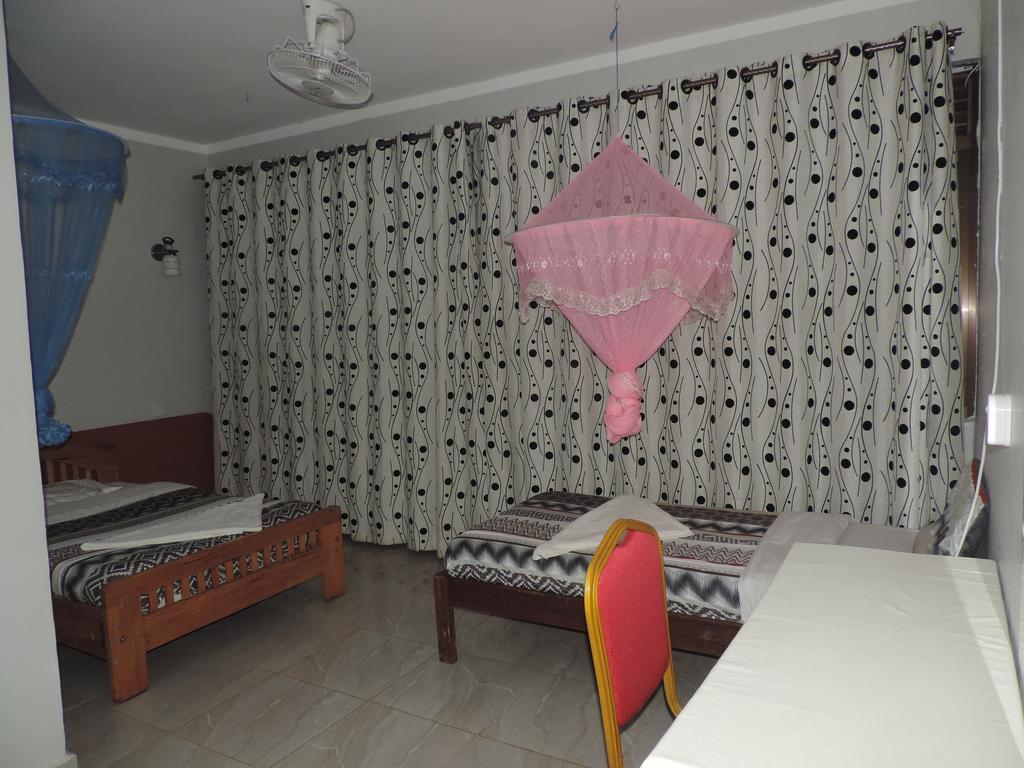 Arise Africa Christian Guesthouse จินจา ภายนอก รูปภาพ